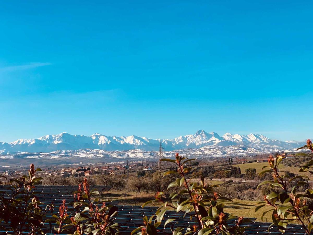 Agriturismo Biocore 2 - Colledoro จูเลียโนวา ภายนอก รูปภาพ