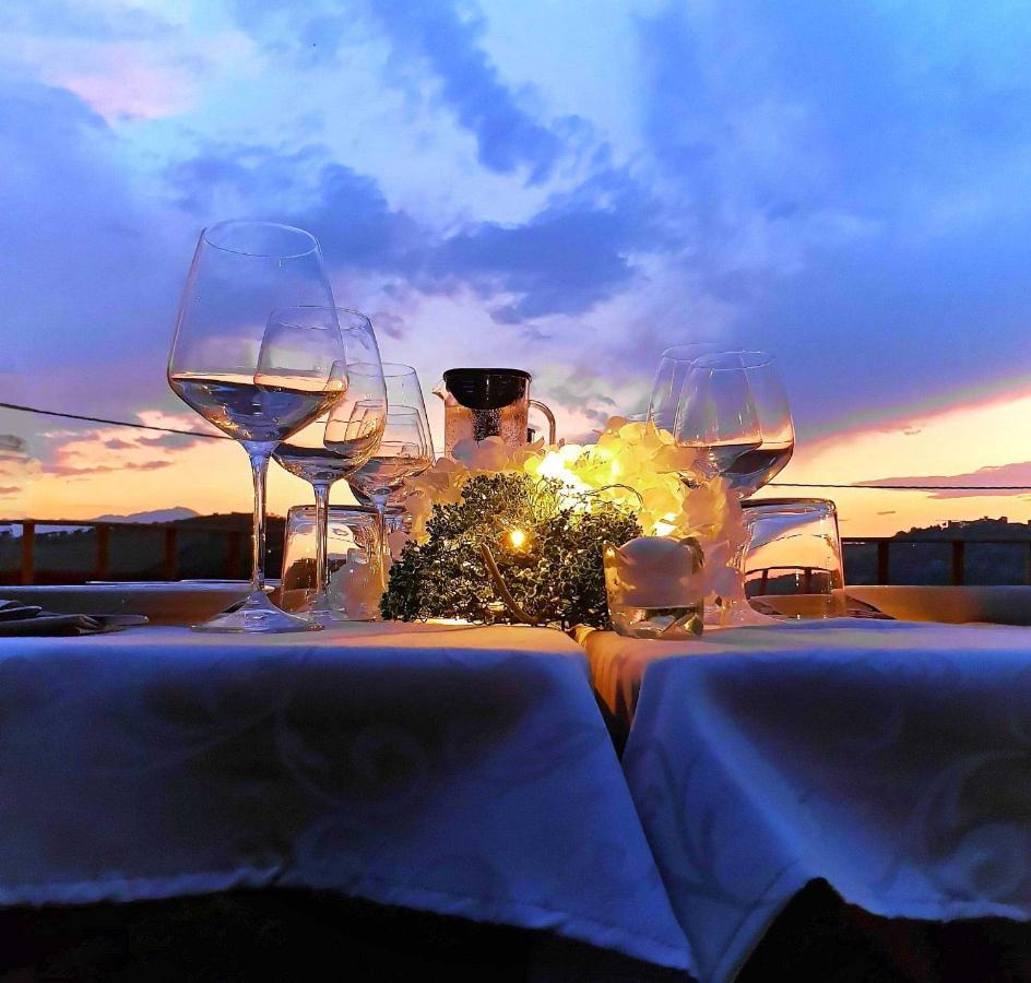 Agriturismo Biocore 2 - Colledoro จูเลียโนวา ภายนอก รูปภาพ